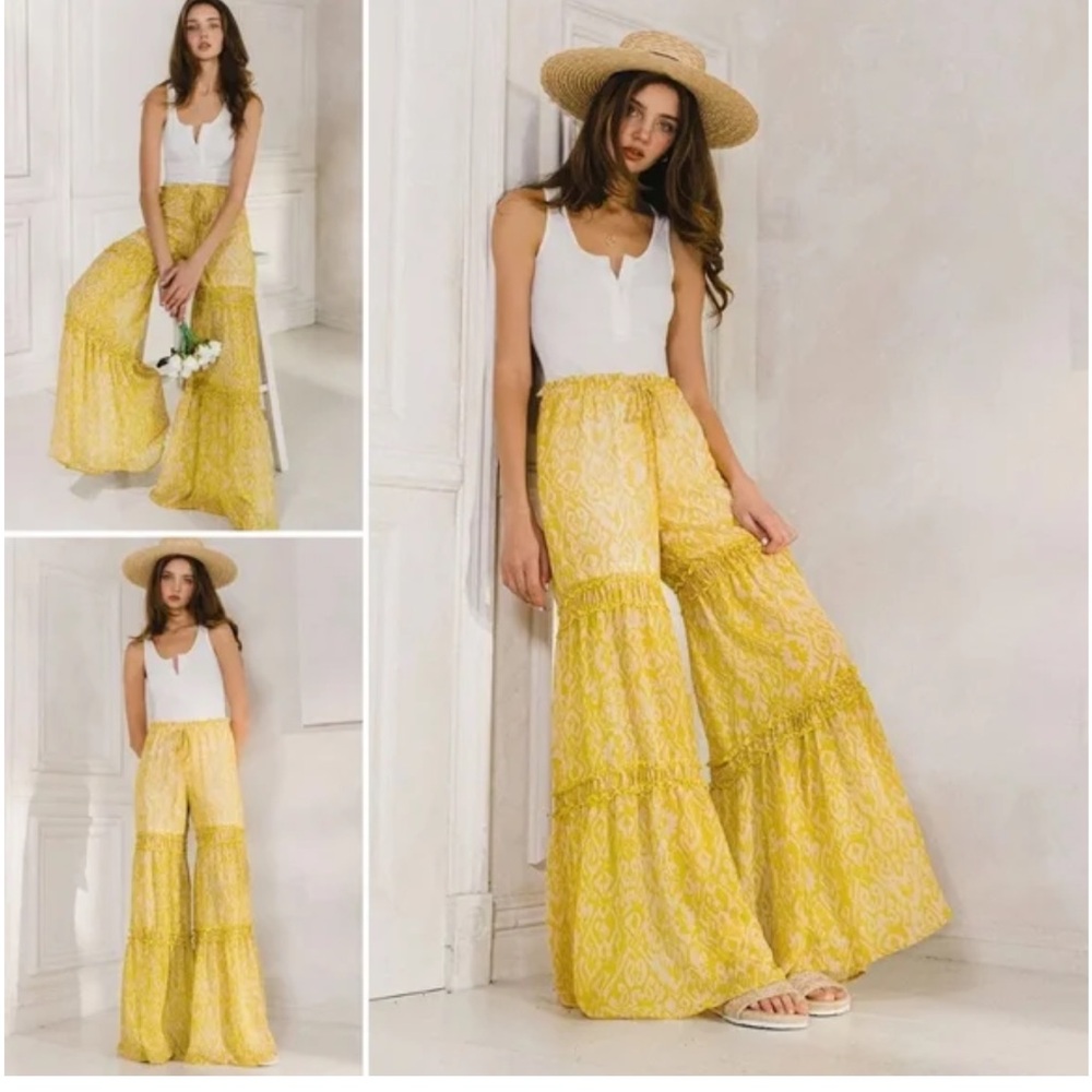 Bohemian Wide-Leg Pants in Yellow and Cream